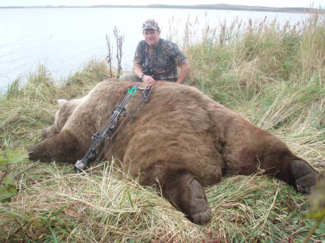 Dave Mount: Brown Bear, Bow kill fall of 2011