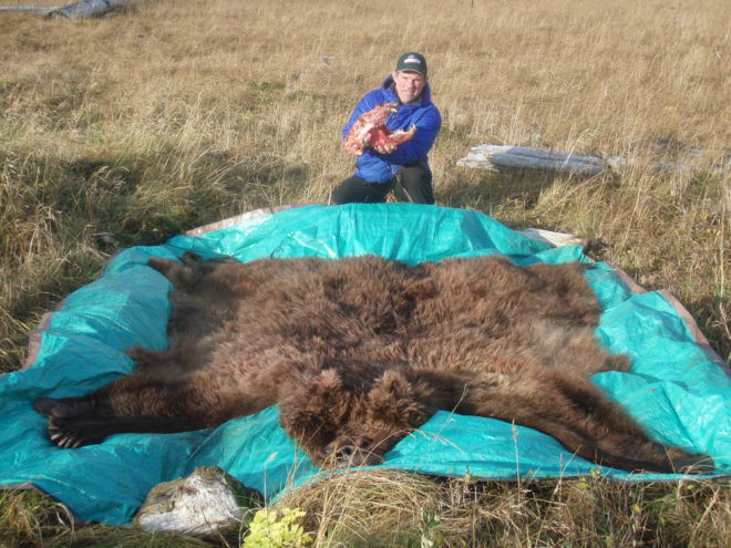 Dave Mount: Brown Bear, Bow kill fall of 2011